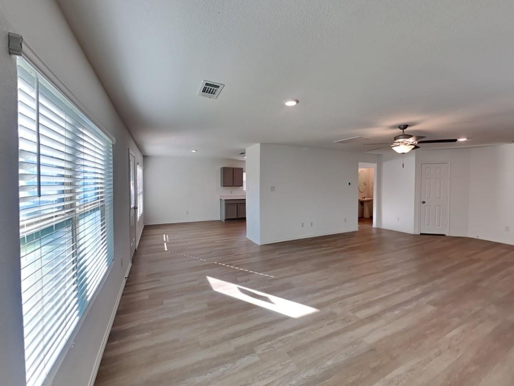 18807 Wembley Vista Trail - Photo 2