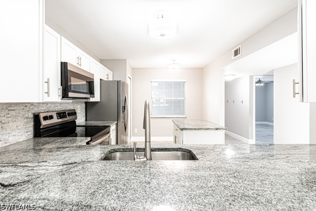 1392 Churchill Circle - Photo 4