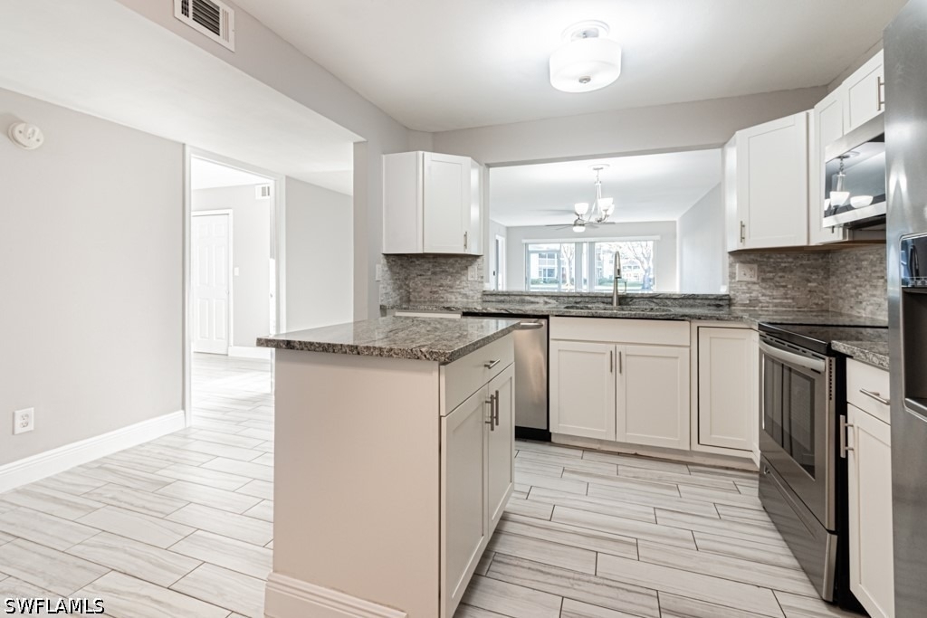 1392 Churchill Circle - Photo 3