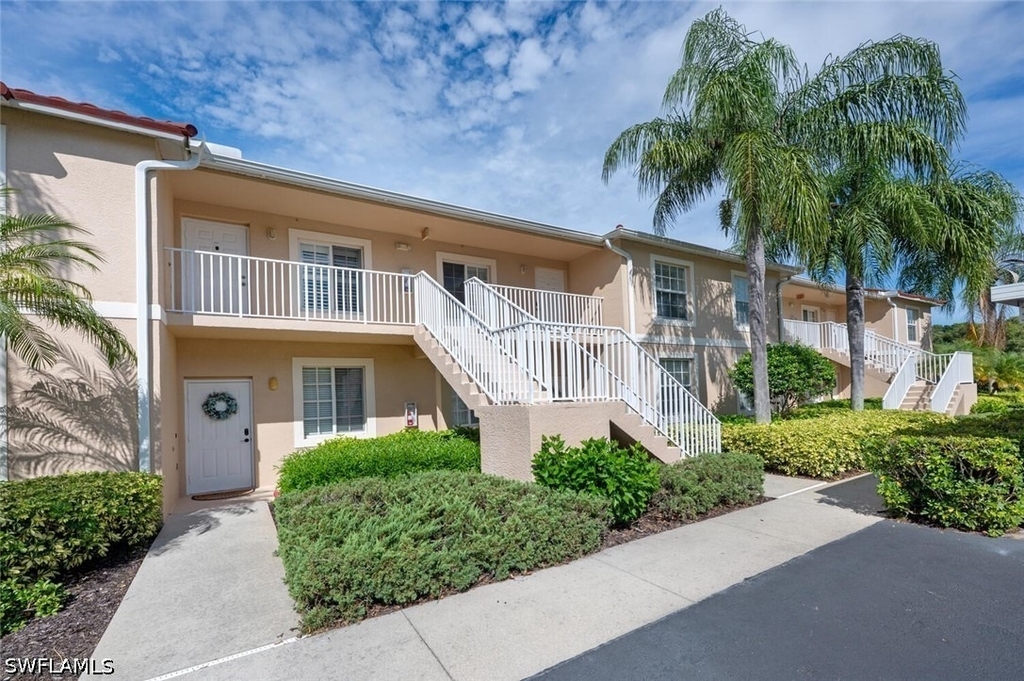 2895 Cypress Trace Circle - Photo 0