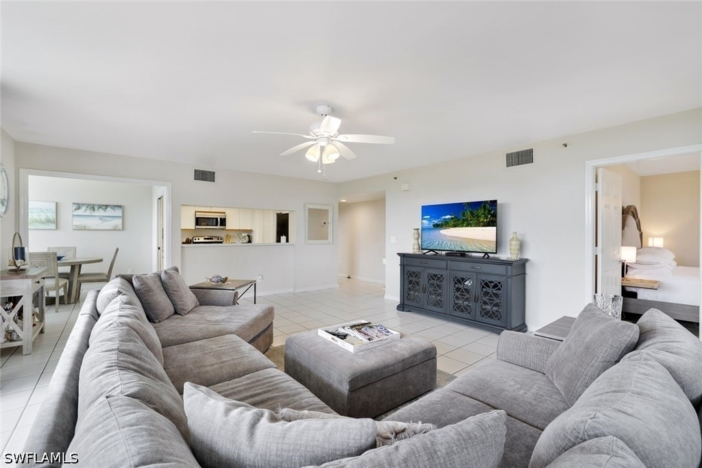 5550 Heron Point Drive - Photo 2