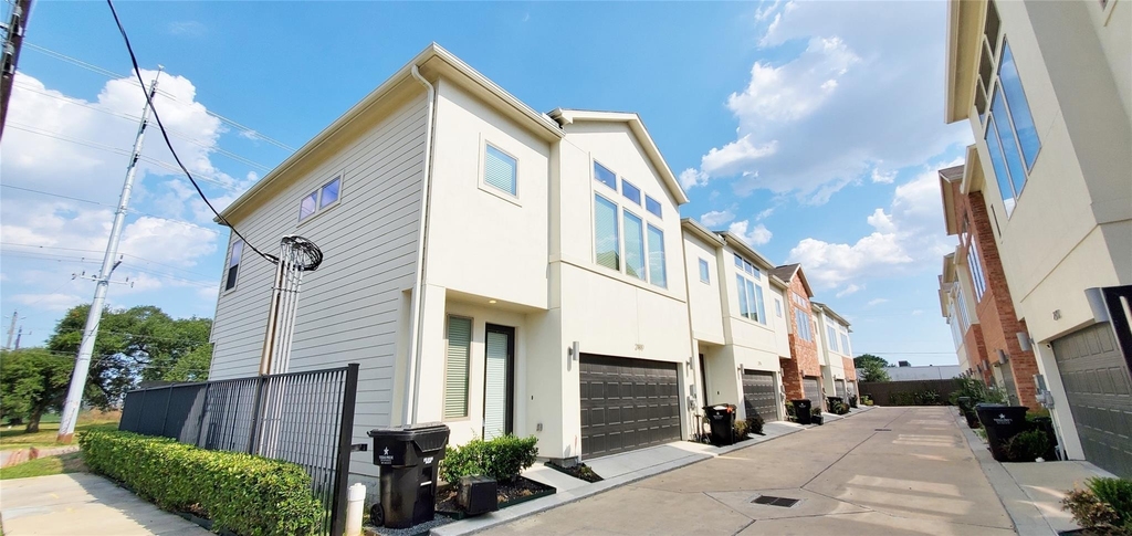2980 Alice Street - Photo 2