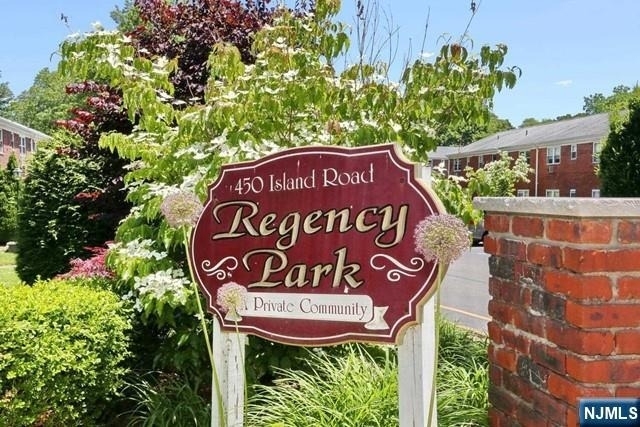 59 Regency - Photo 0