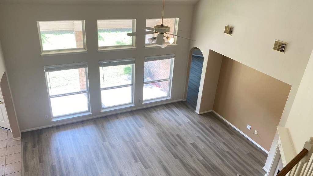 2503 Westerlake Drive - Photo 6