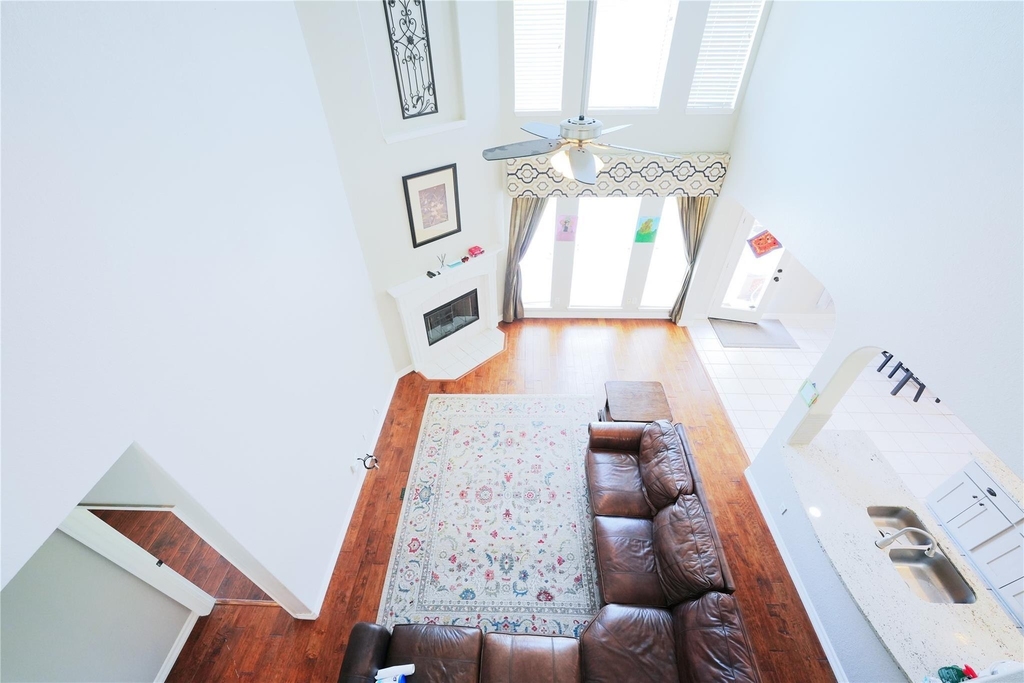 2422 Lansing Circle - Photo 7
