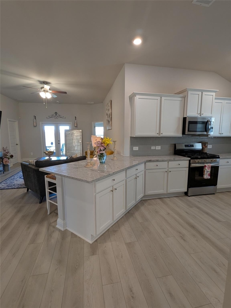 2605 Golden Palms - Photo 21
