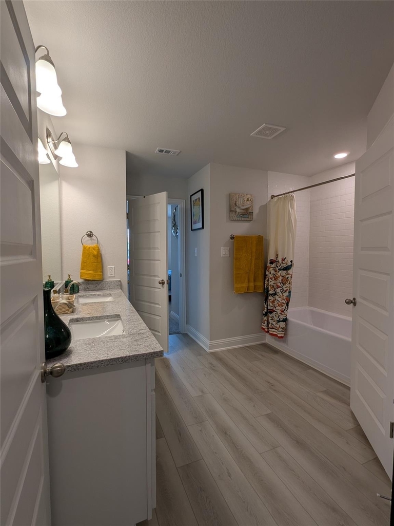 2605 Golden Palms - Photo 38