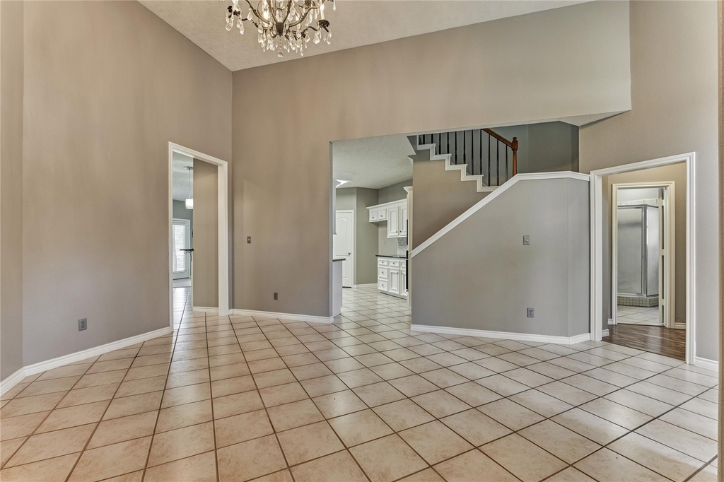 13707 Fountainview Drive - Photo 11