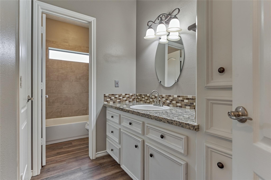 13707 Fountainview Drive - Photo 31
