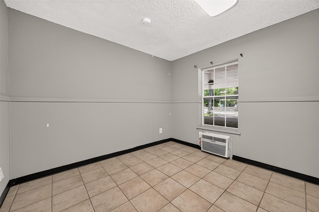 19002 Mirror Lake Drive - Photo 40