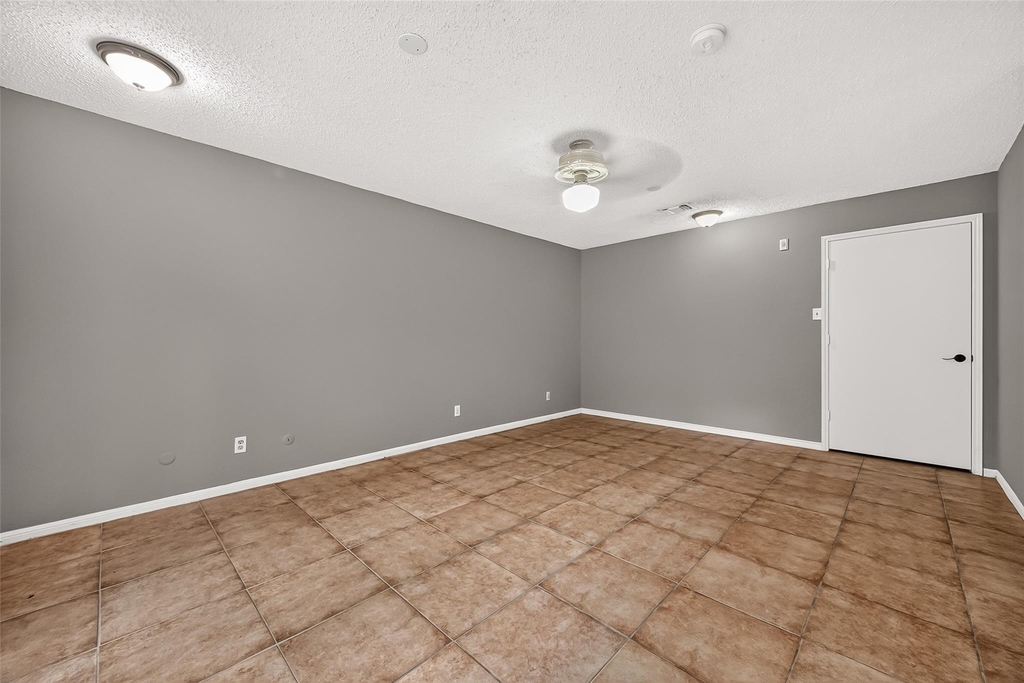 19002 Mirror Lake Drive - Photo 30