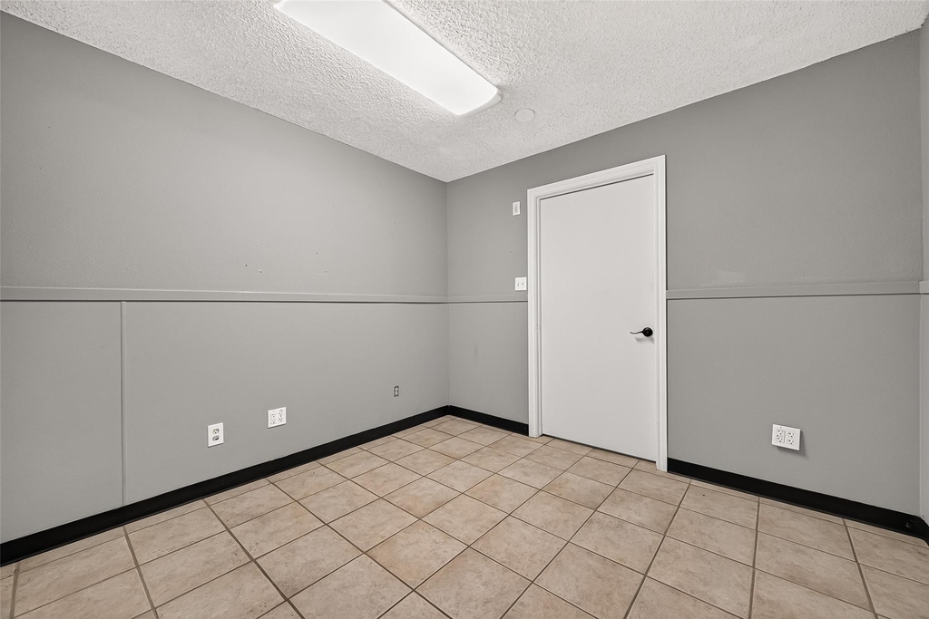19002 Mirror Lake Drive - Photo 41