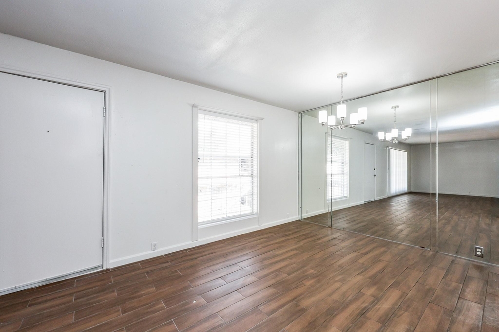 7510 Shadyvilla Lane - Photo 4