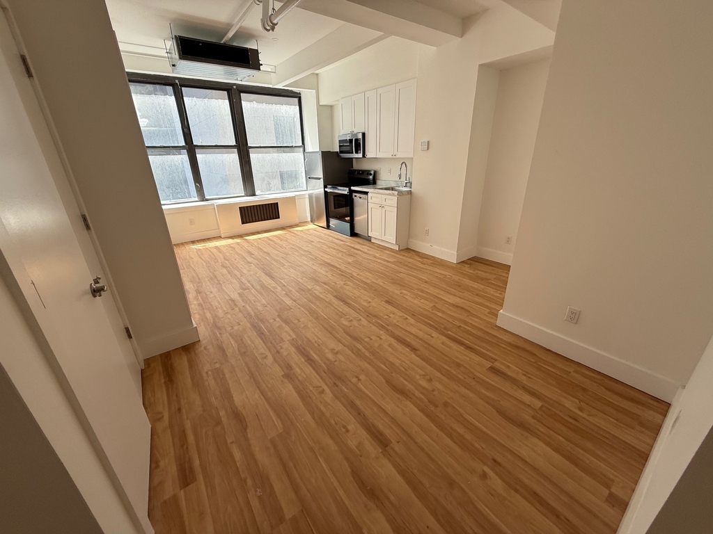 248 West 35th Street - Photo 0