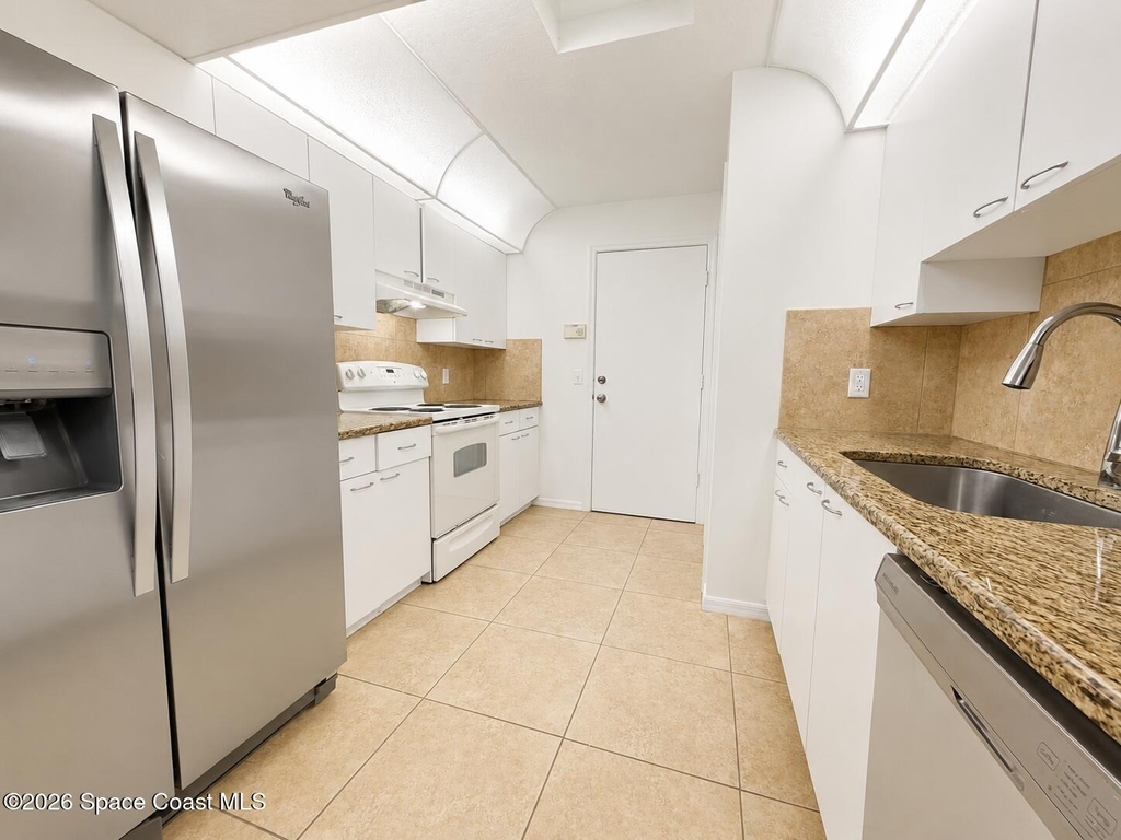 295 Provincial Drive - Photo 4