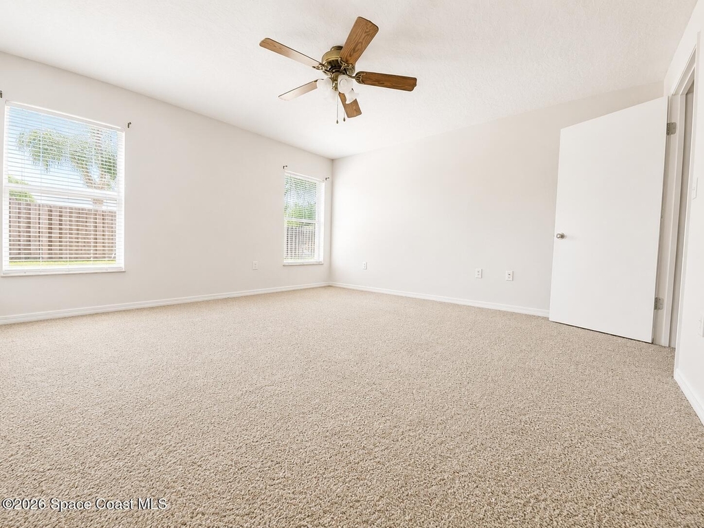 295 Provincial Drive - Photo 6
