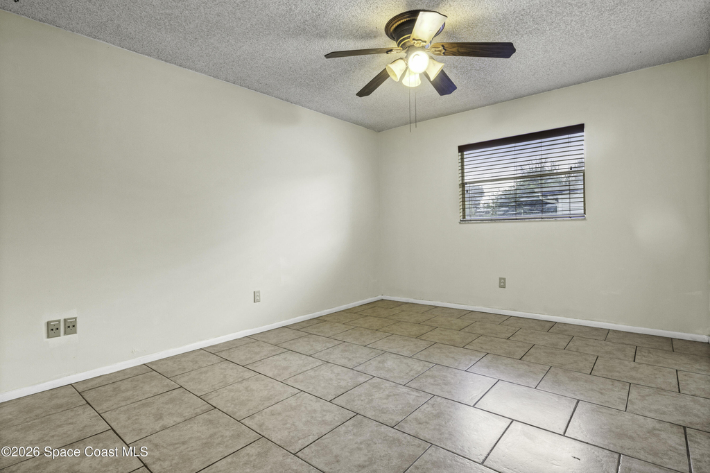 1569 Richards Drive Ne - Photo 11