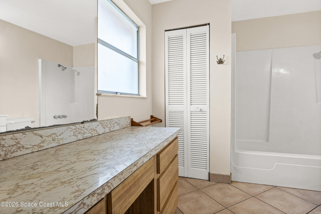 1569 Richards Drive Ne - Photo 4