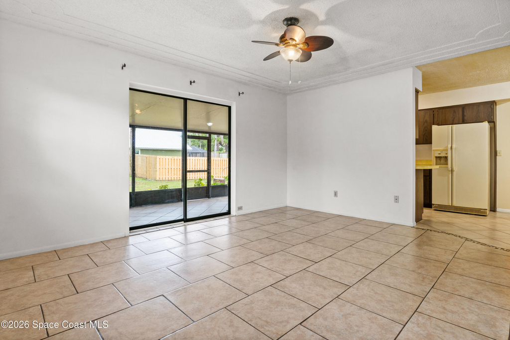 1569 Richards Drive Ne - Photo 9
