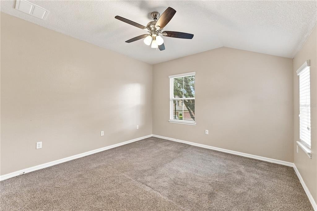 17013 Vilesta Drive - Photo 28