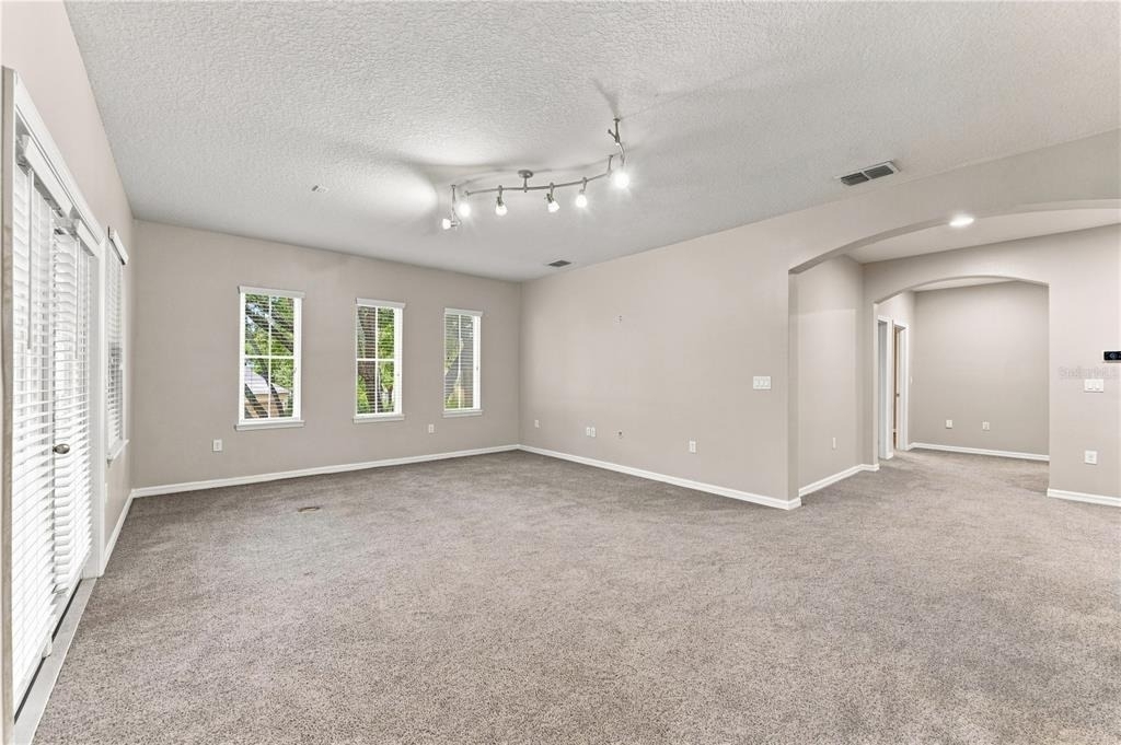 17013 Vilesta Drive - Photo 20