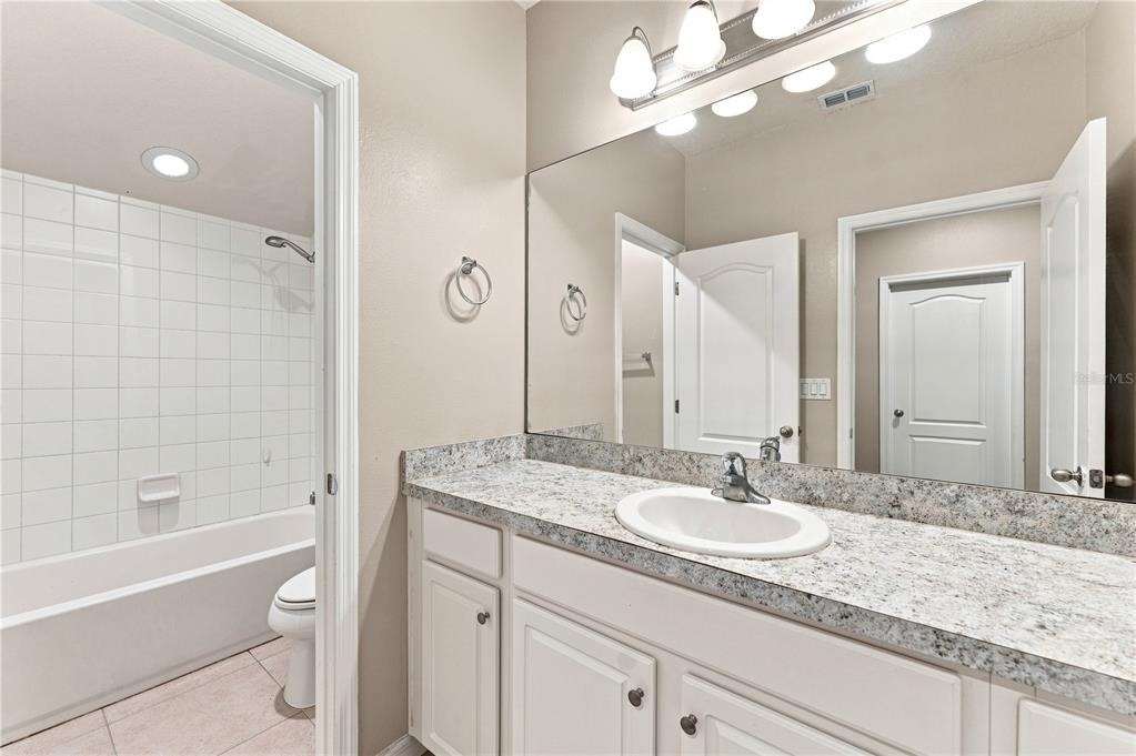 17013 Vilesta Drive - Photo 29