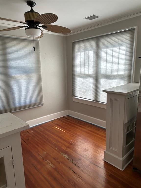 314 30th Street N - Photo 5