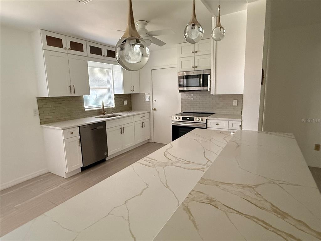 164 Pinewood Avenue - Photo 7