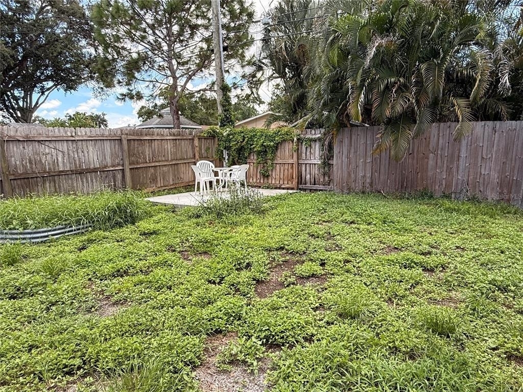 164 Pinewood Avenue - Photo 33