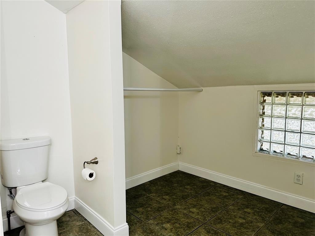 1222 E Crawford Street - Photo 13