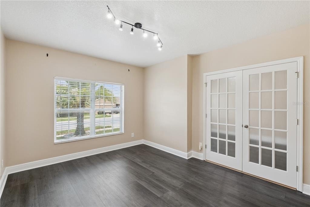 2227 Napone Lane - Photo 4