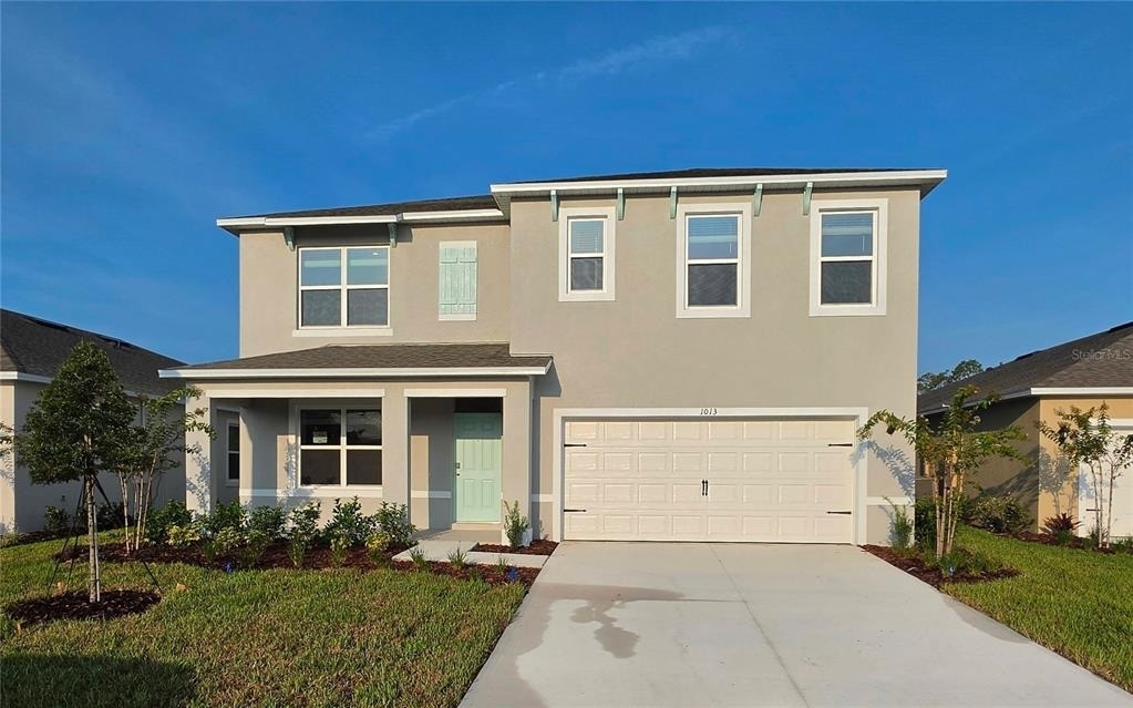 1013 Champion Ridge Drive - Photo 0