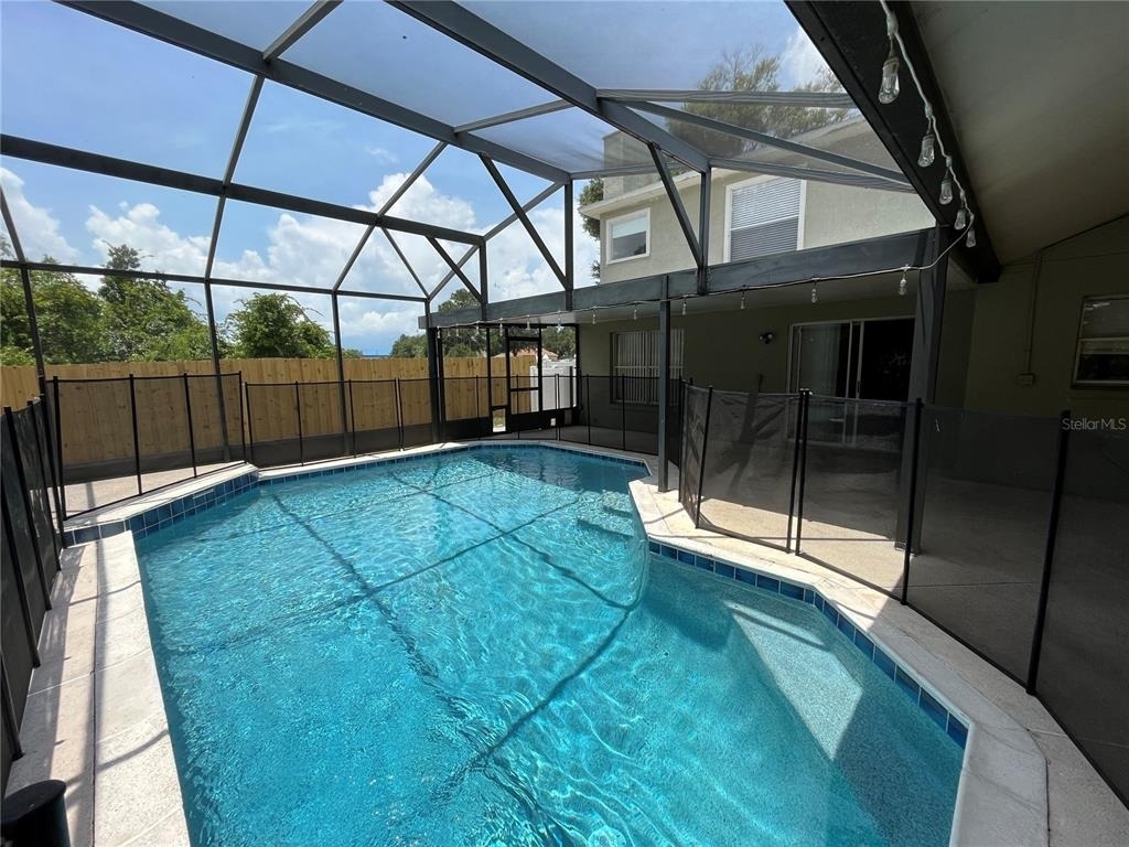 820 Stonechapel Court - Photo 3