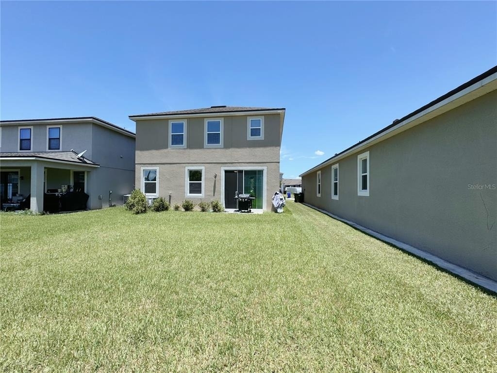 2428 Chateau Loop - Photo 36