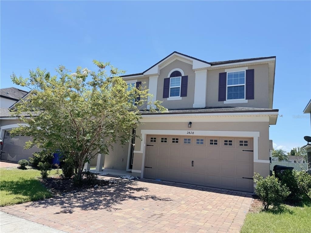 2428 Chateau Loop - Photo 1