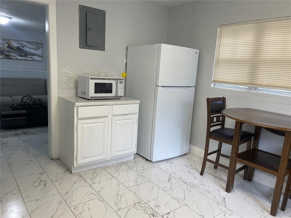 729 Seminole Avenue - Photo 3
