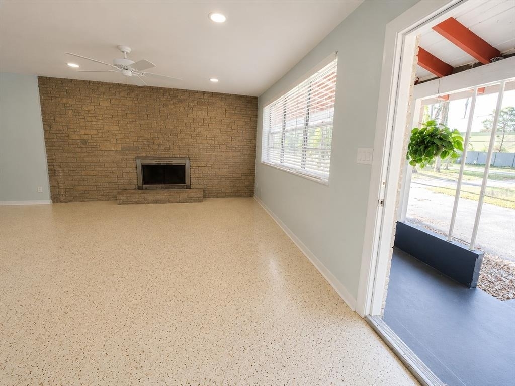 1145 Cordova Avenue - Photo 6