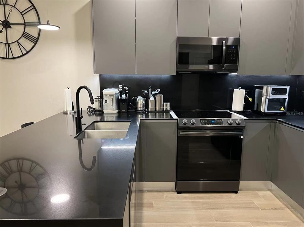 17240 Blessing Drive - Photo 3