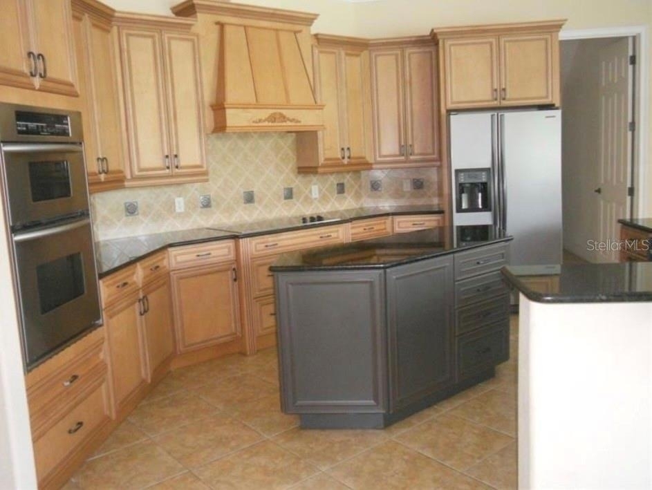 5150 Vistamere Court - Photo 4