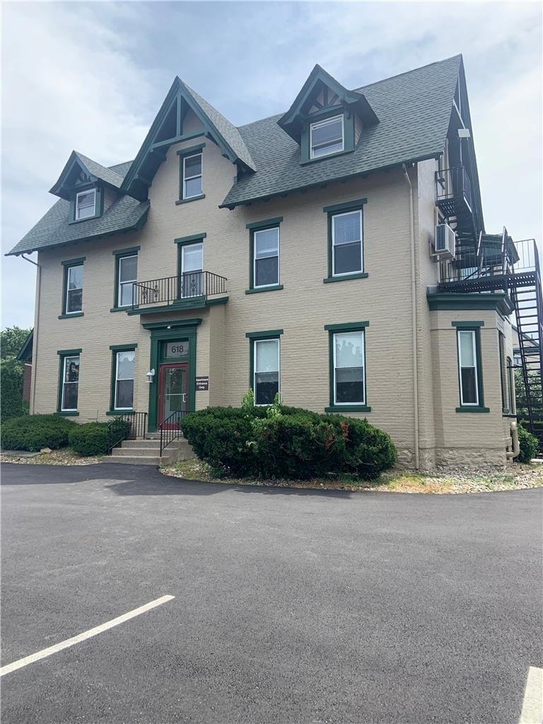 618 Delaware Avenue - Photo 1