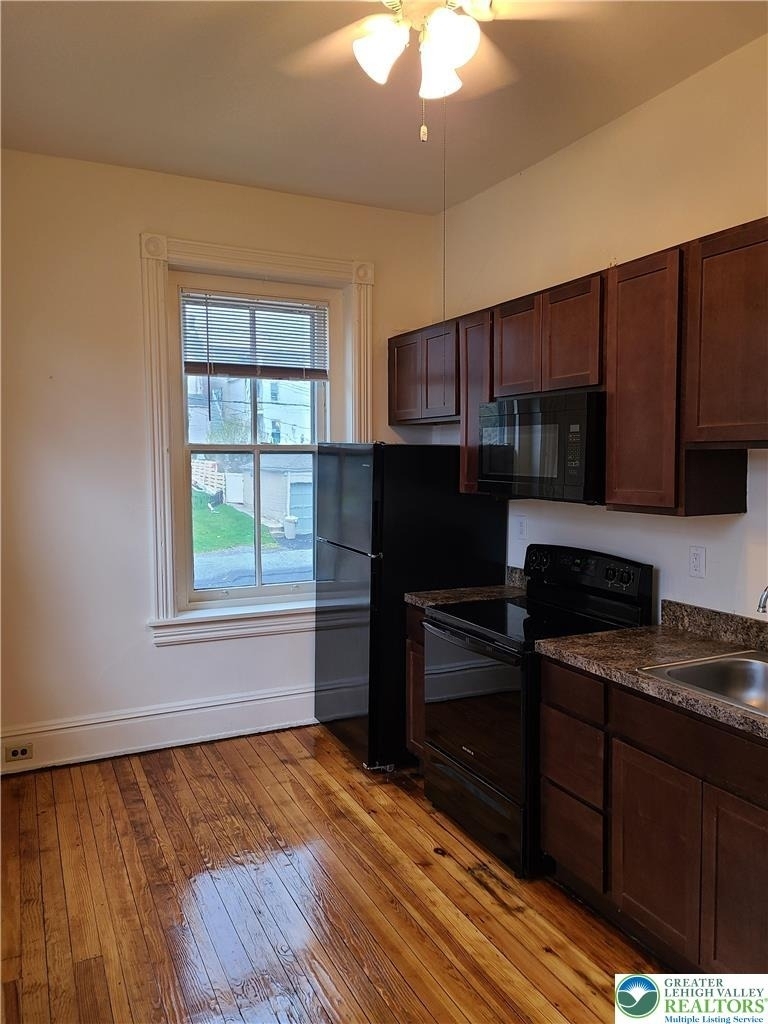 507 1st Avenue - Photo 12