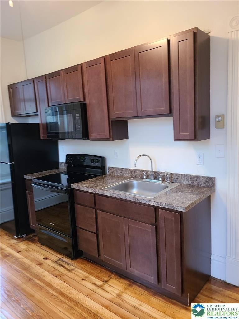 507 1st Avenue - Photo 13