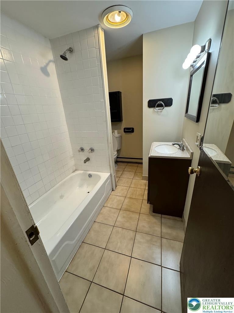 228 Northampton Street - Photo 3