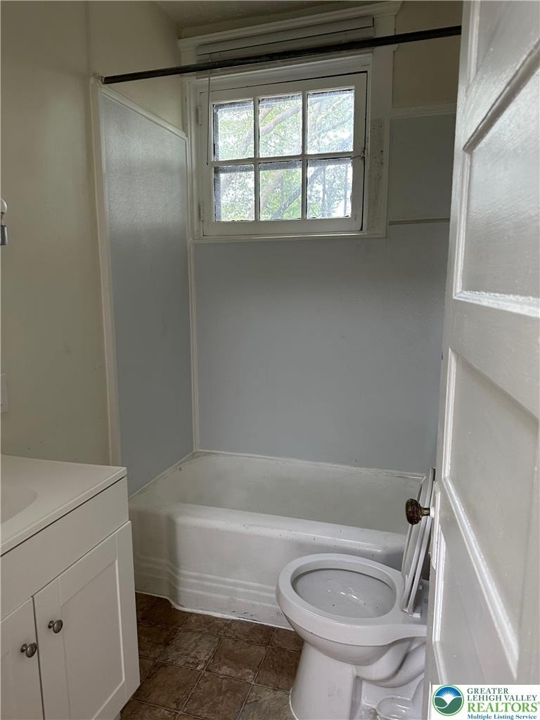 1722 W Market Street - Photo 5