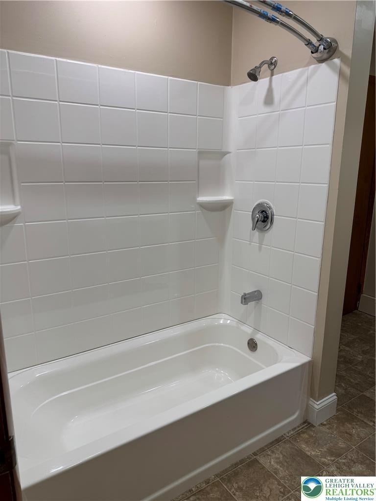 1035 Ridge Avenue - Photo 31