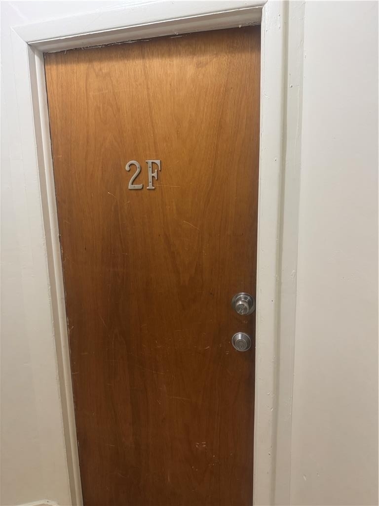 717 Center Street - Photo 1