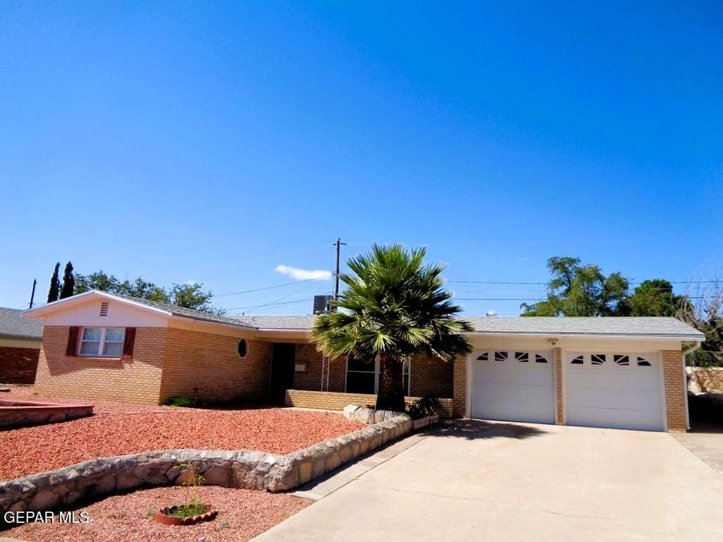 621 Westview Avenue - Photo 0