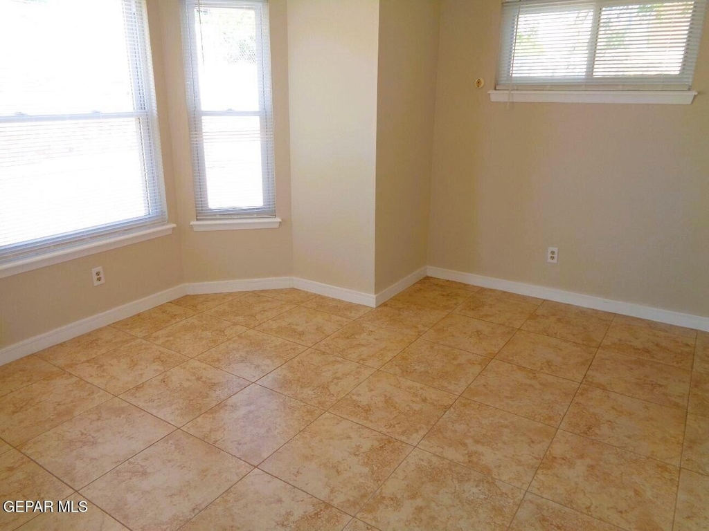 621 Westview Avenue - Photo 7