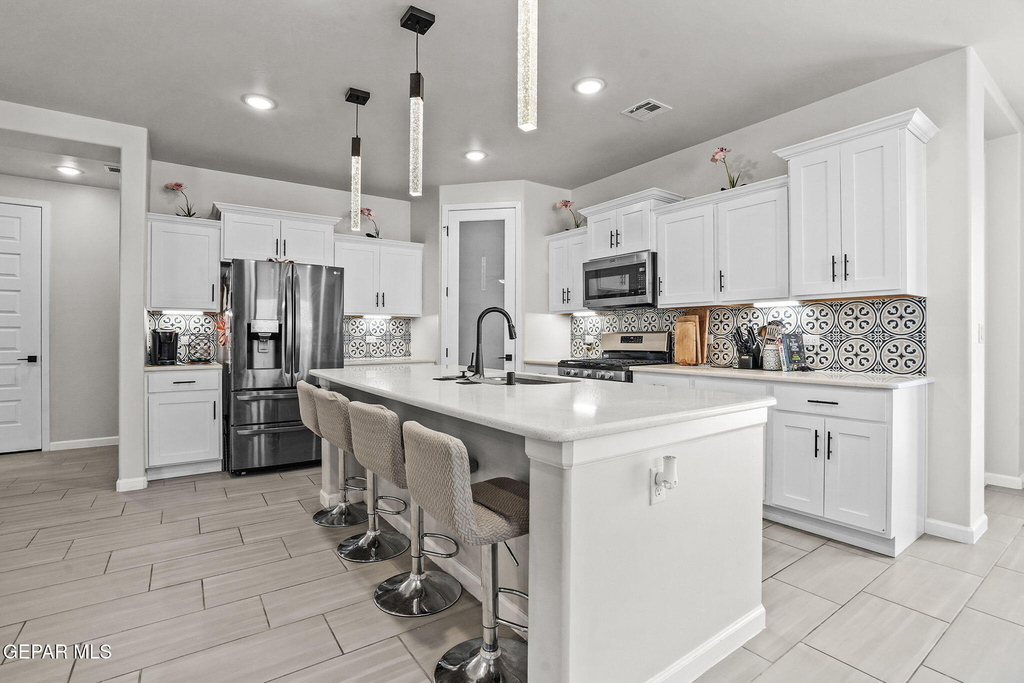 257 Staffs Way - Photo 9