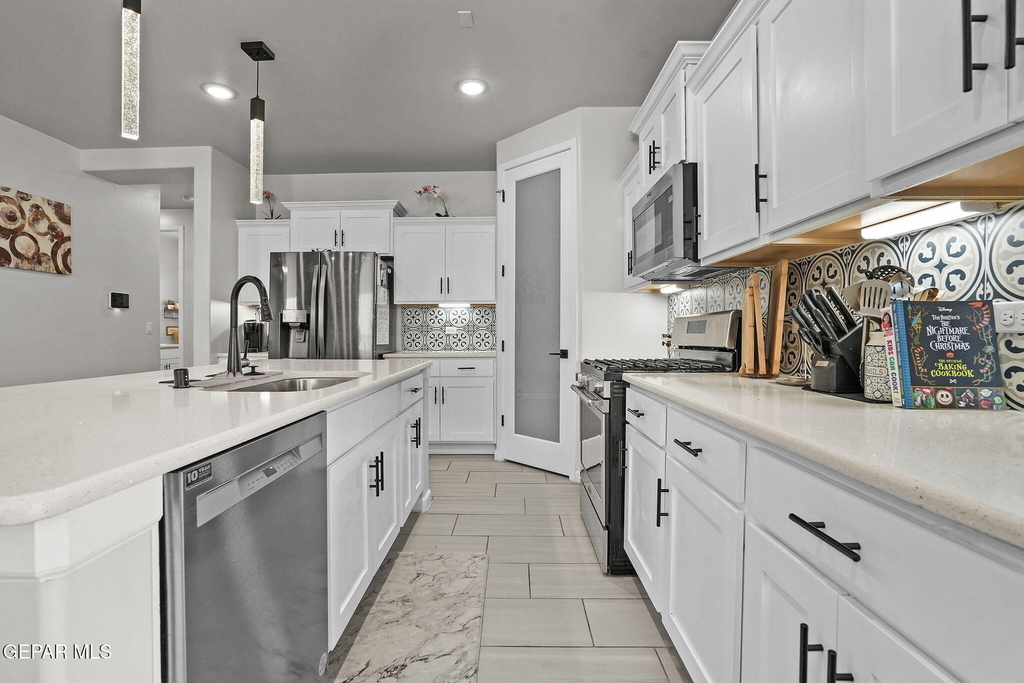 257 Staffs Way - Photo 11